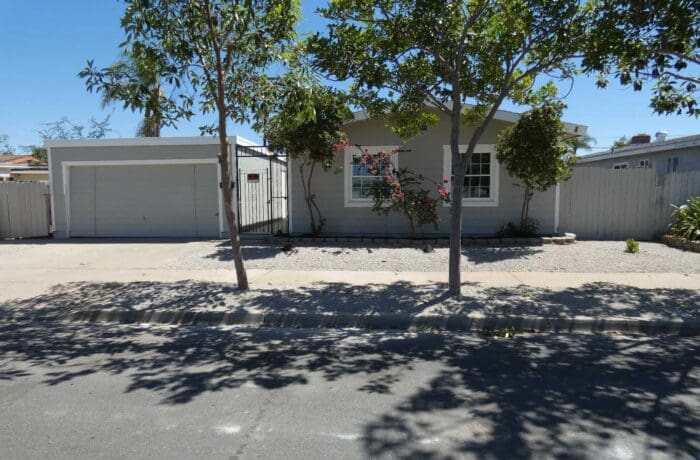 Kelly W., Seller